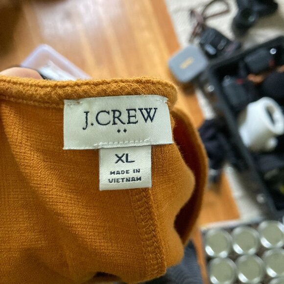 J. Crew Orange Button-Front Crop Top - Picture 2 of 3